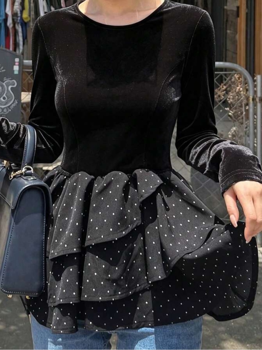 Women's French Fashion Round Neck Long Sleeve Black White Polka Dot Print